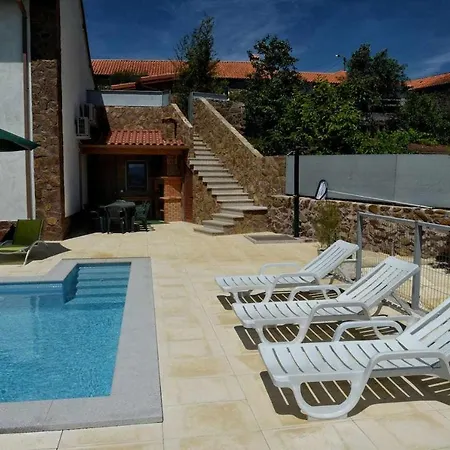 Casa Da Caneleira Camelias De Basto
