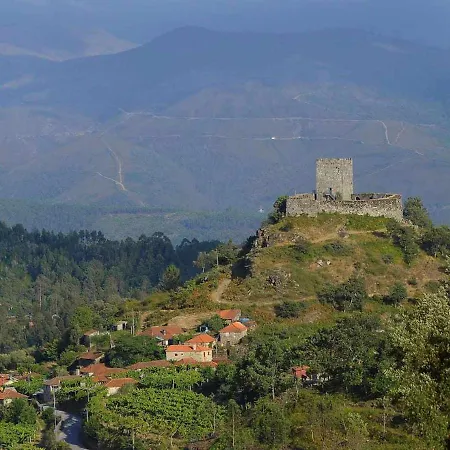 Casa Da Caneleira Camelias De Basto *