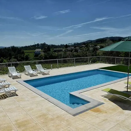 Casa Da Caneleira Camelias De Basto Country house Codecoso
